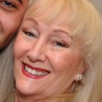 Norma Kastel Meztelen