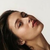 Nuria Oliu Meztelen