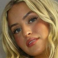 Olivia Chatfield Meztelen