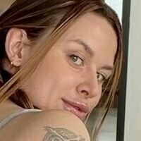 Olivia Hale Meztelen