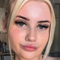 olivianorthxo Meztelen