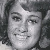 Paulette Breen Meztelen