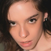 Perri Meztelen