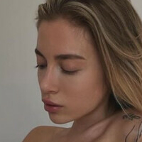 Petite_girl Meztelen