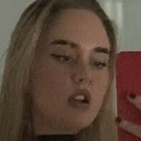 phoebeknight_t Meztelen