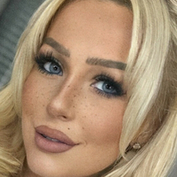 Playisabel Meztelen