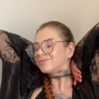 polinahere Meztelen