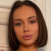 Prima_Bella Meztelen