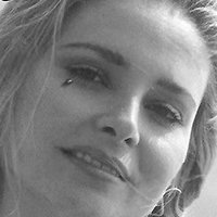 Priscilla Barnes Meztelen