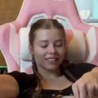 Queen_egirl Meztelen
