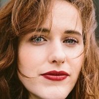 Rachel Brosnahan Meztelen