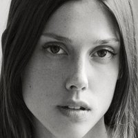 Raquel Nave Meztelen