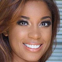 Reagan Gomez-Preston Meztelen