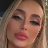 Rebecca Machado Meztelen