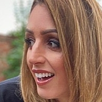 Rezzy Ghadjar Meztelen