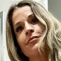 Rhonda Meztelen