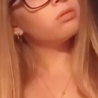 rilafox Meztelen