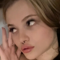 Roselin.de Meztelen