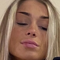 Ryrenee Meztelen