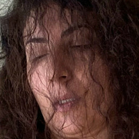 Salma V Meztelen