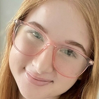 samyrae Meztelen