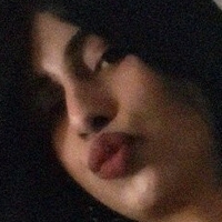 Sancharyaa Meztelen