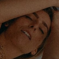 Sara de Miguel Meztelen