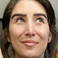 Sara Hugg Meztelen