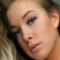 Sara Massie Meztelen