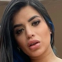 Sara Retail Meztelen