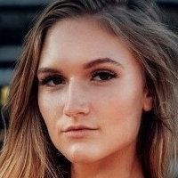 Sarah Alis/Alisha Meztelen