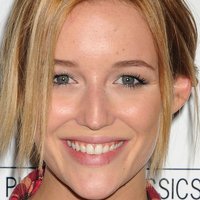 Sarah Dumont Meztelen