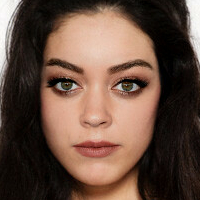 Sarah Hyland Fake Meztelen