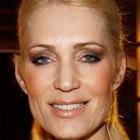 Sarah Kern Meztelen