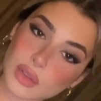 Saryy_c Meztelen
