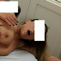 Secret Therapy Meztelen