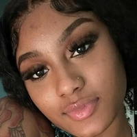 Semaj Lesley Meztelen