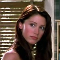Shannon Elizabeth Meztelen