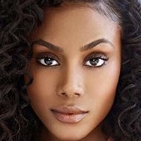 Shannon Thornton Meztelen