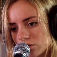 Shelly Levi Meztelen