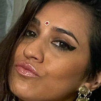 Sheraz Meztelen