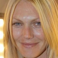 Shirley Benny Meztelen