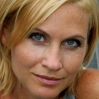 Simone Heher Meztelen