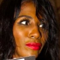 Sinitta Renet Malone Meztelen