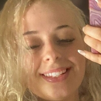 skysprettyass Meztelen