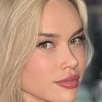 Sofia Arıcan Meztelen