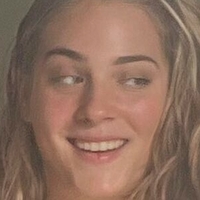 Sophia Cundiff Meztelen