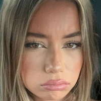 sophiabbirlem Meztelen