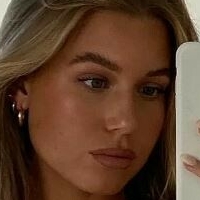 Sophie Batzloff Meztelen