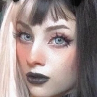 Spaceyellise Meztelen